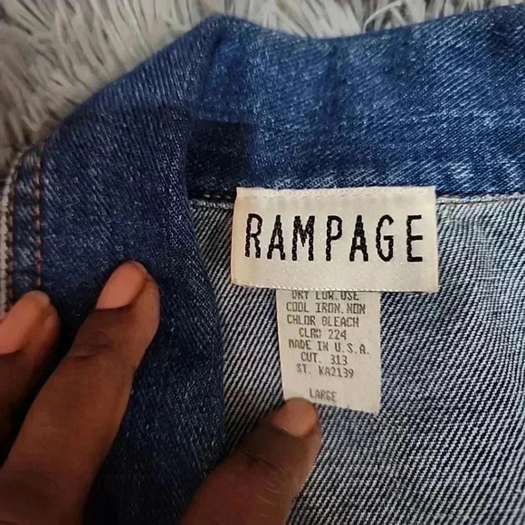 Rampage Vintage 70-80s denim cropped  high shoulder sexy jacket with belt. Large - Picture 5 of 14